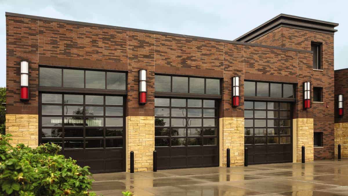 What's the Lifespan of an Average Commercial Garage Door?